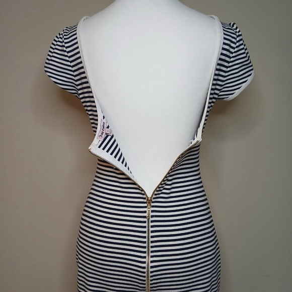 JUICY COUTURE Y2K Striped Fitted Blue & White Full Back Zipper Dress Size Small - Picture 5 of 8